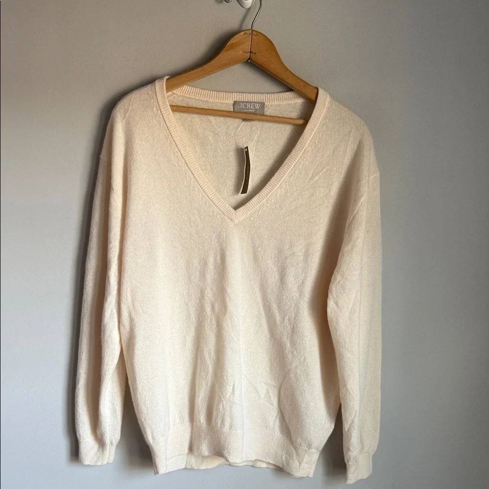 NEW J Crew Cashmere relaxed V-neck sweater XS